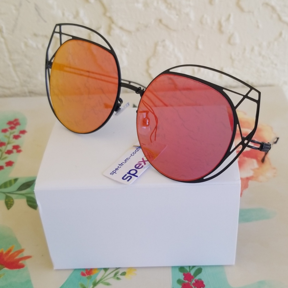 2019  CAT EYE STYLE MIRROR LENS WOMAN SUNGLASSES - Picture 2 of 4